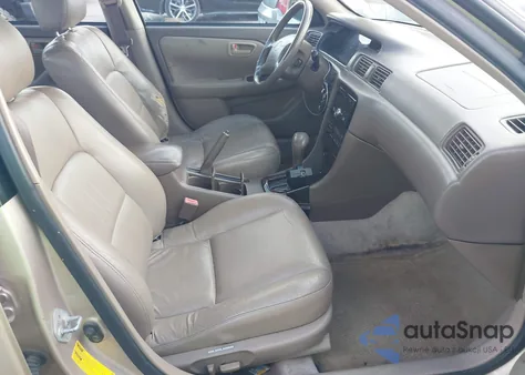 2000 Toyota Camry Xle V6 from USA, damaged, VIN 4T1BF28K8YU950700